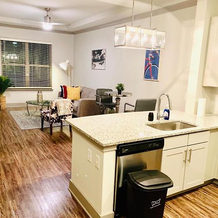 Luxurious And Cozy Apartment In Heart Of Buckhead Atlanta Bagian luar foto